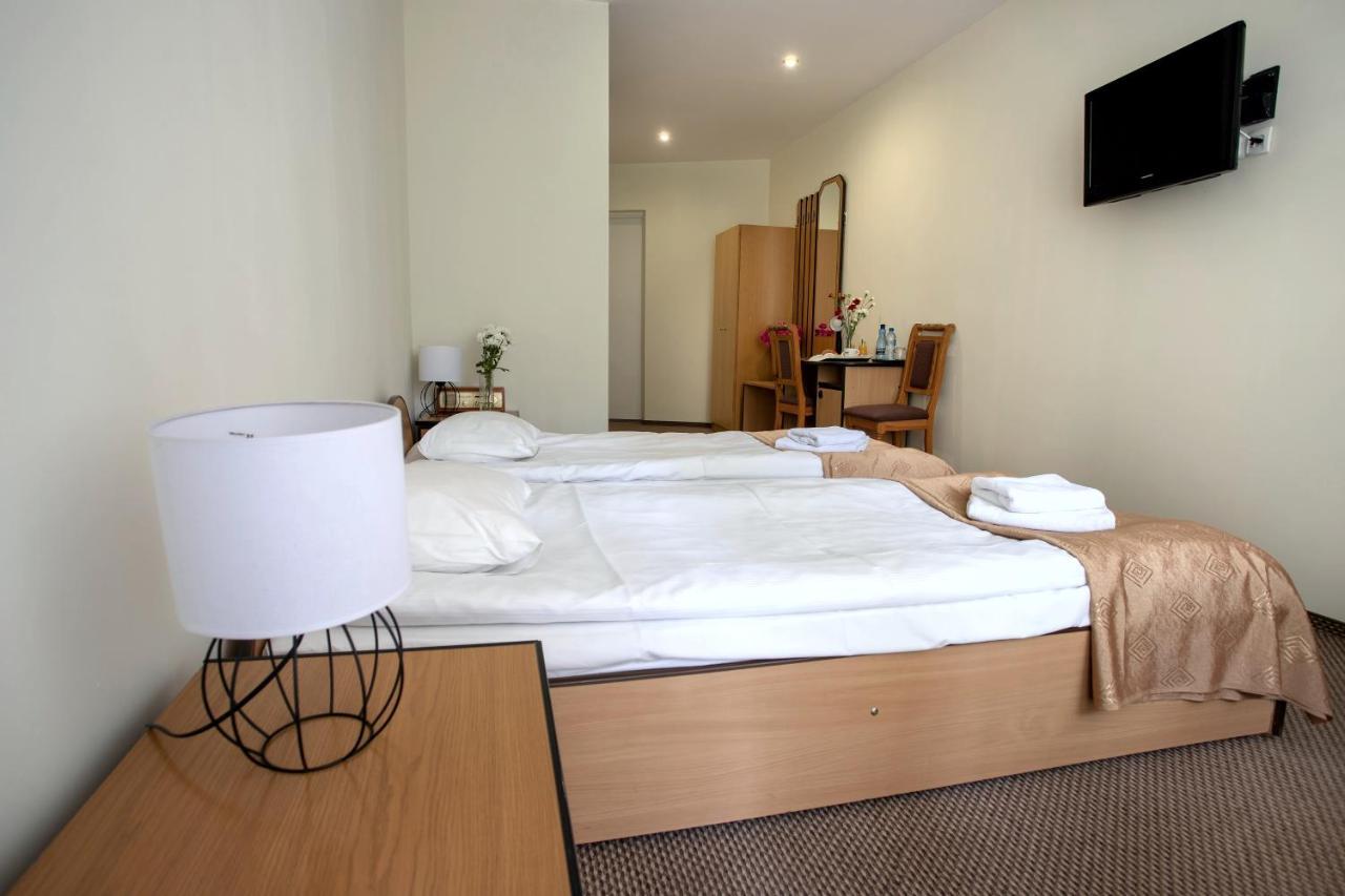 Hotel Zamek 기지크코 외부 사진