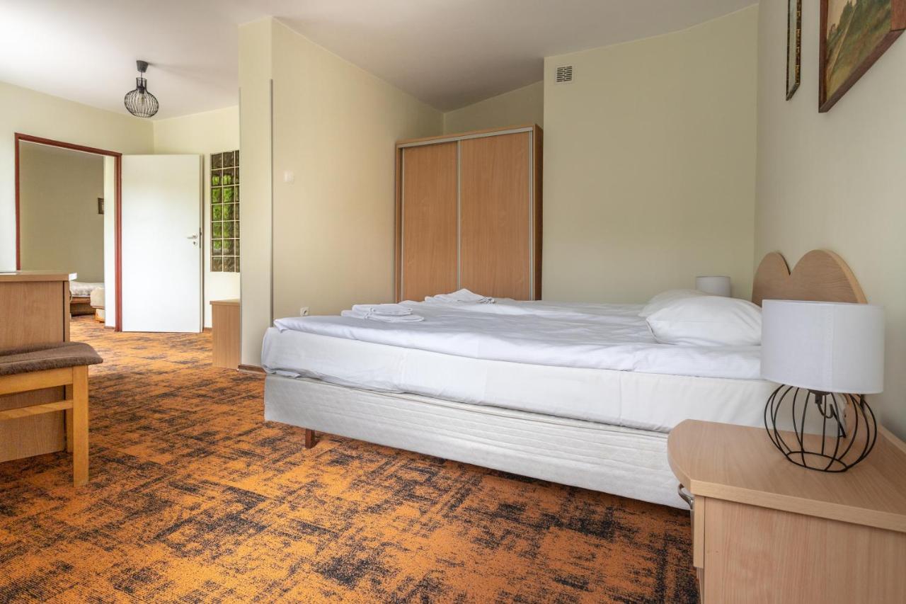 Hotel Zamek 기지크코 외부 사진